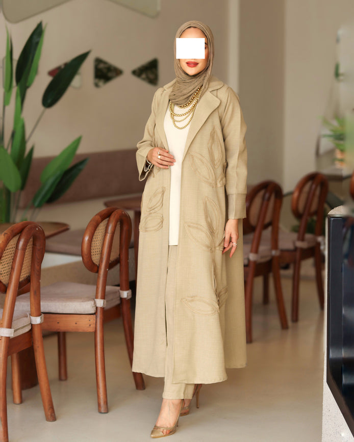 Textured Leaf Chamois Coat Set – Beige