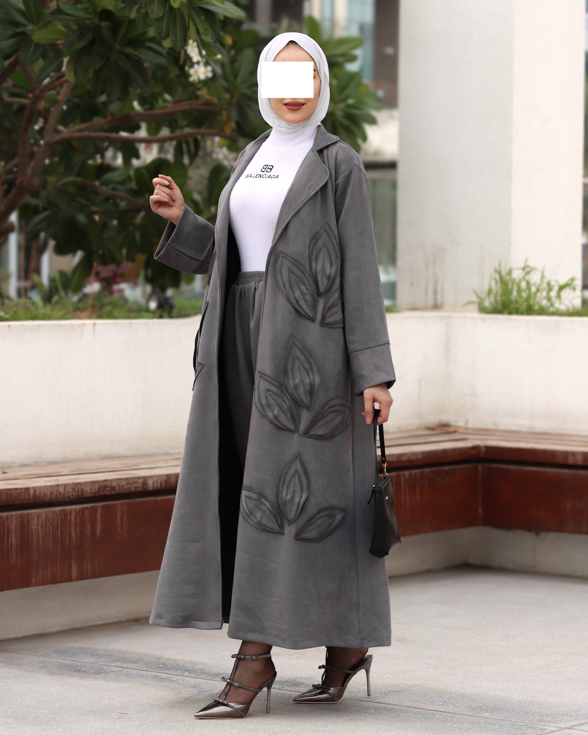 طقم معطف من جلد الشامواه بنقشة أوراق الشجر - رمادي فحمي