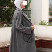 طقم معطف من جلد الشامواه بنقشة أوراق الشجر - رمادي فحمي