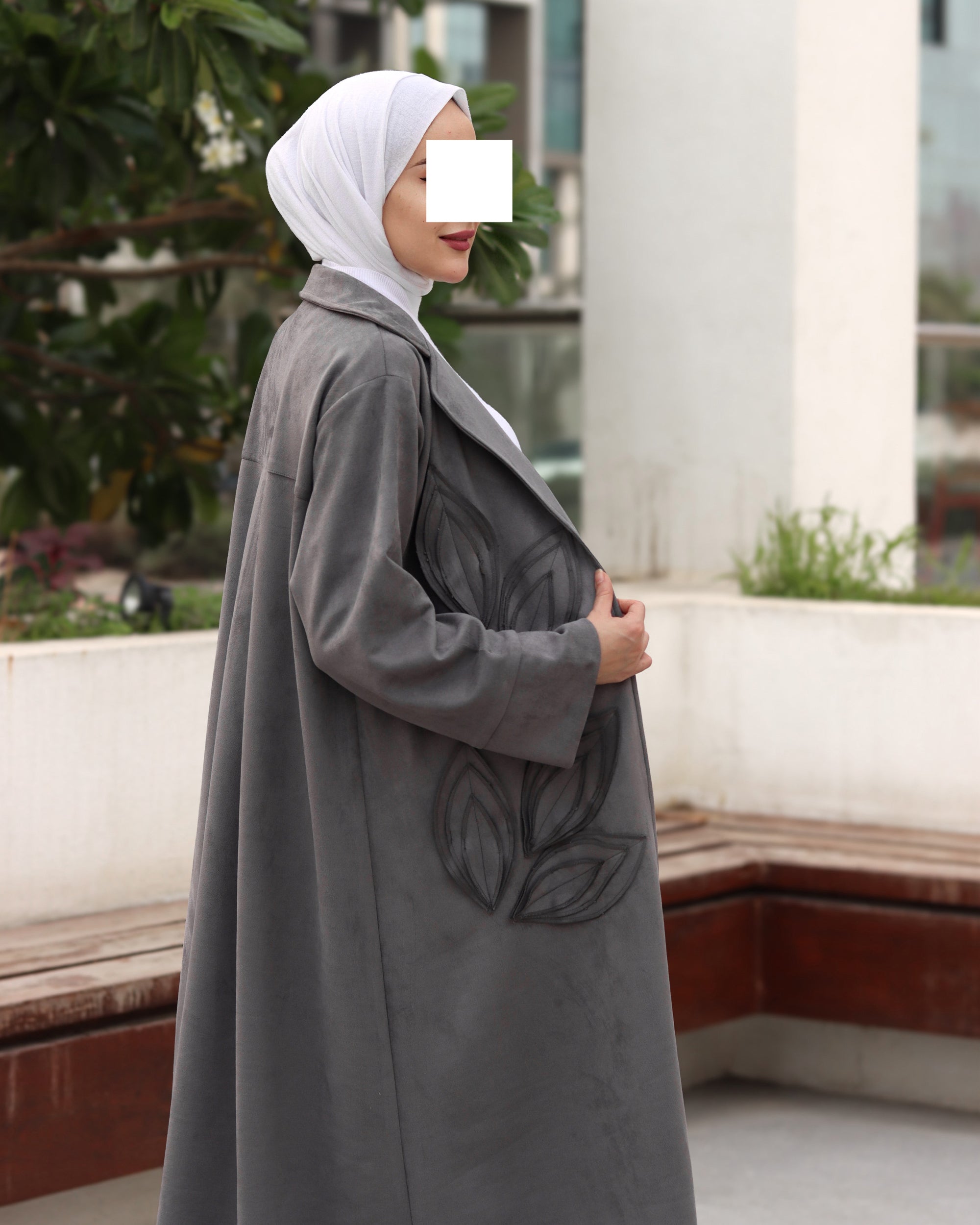 طقم معطف من جلد الشامواه بنقشة أوراق الشجر - رمادي فحمي