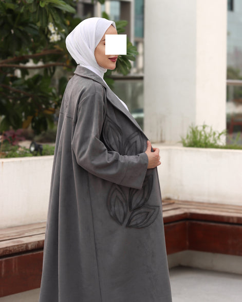 طقم معطف من جلد الشامواه بنقشة أوراق الشجر - رمادي فحمي