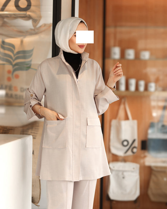 Front-Zip Linen Set – Soft Beige