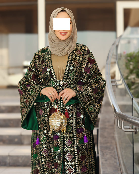 Embroidered Velvet Daraa Set – Emerald Mix