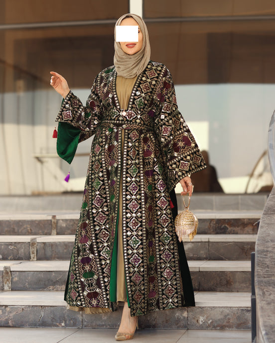 Embroidered Velvet Daraa Set – Emerald Mix