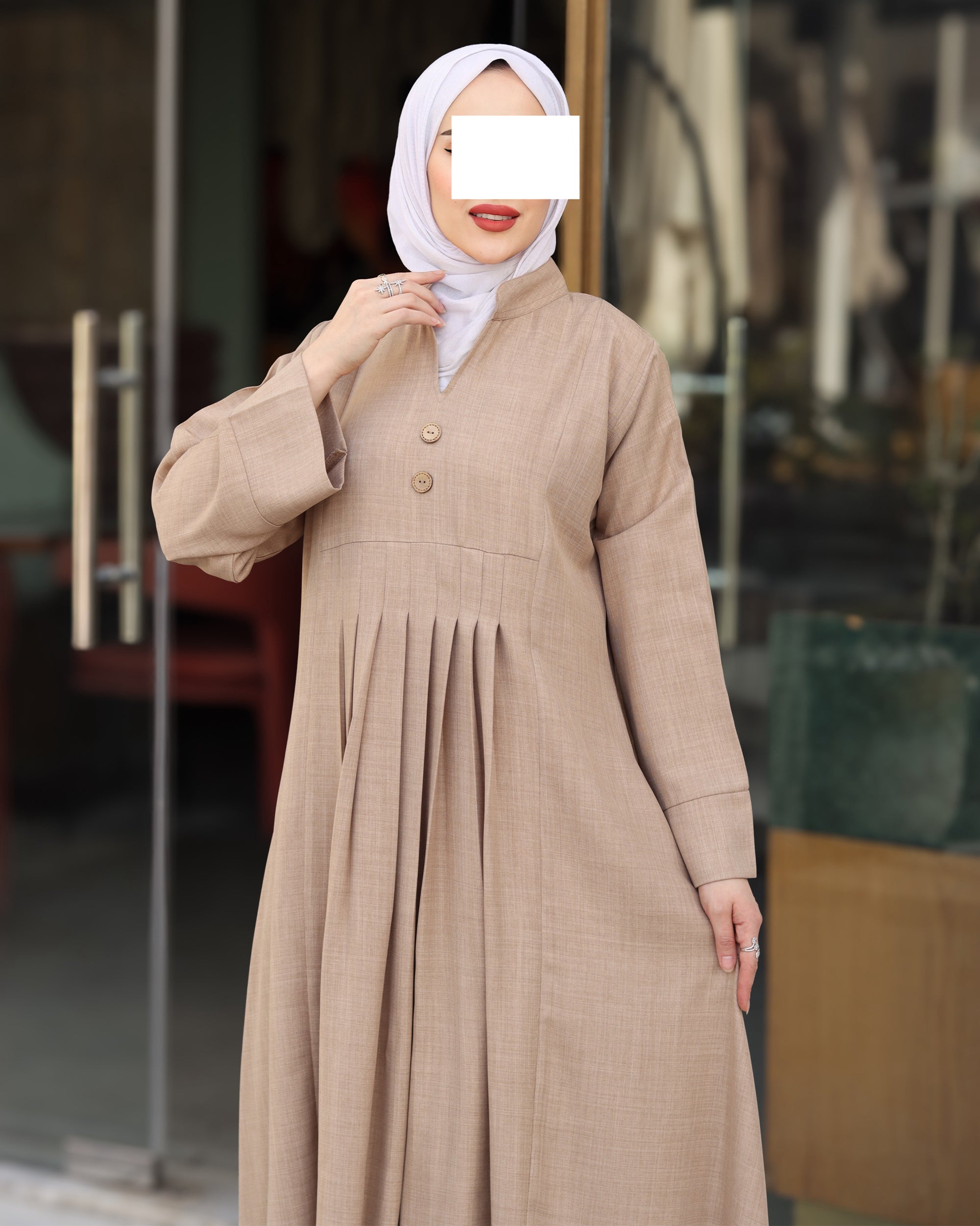 Pleated Linen Nafnouf – Sand Beige