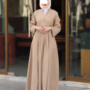 Pleated Linen Nafnouf – Sand Beige